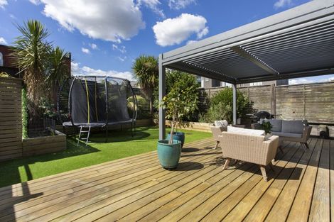 Photo of property in 18 Onekiritea Road, Hobsonville, Auckland, 0616