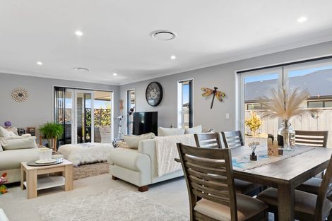 Photo of property in 14 Deans Place, Amberley, 7410