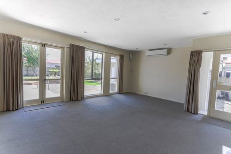Photo of property in 3 Nortons Road, Avonhead, Christchurch, 8042