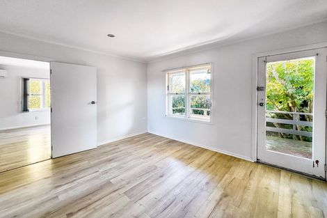 Photo of property in 39 Beaumonts Way, Manurewa, Auckland, 2102
