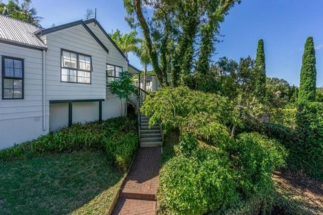 Photo of property in 8 Bellcroft Place, Belmont, Auckland, 0622