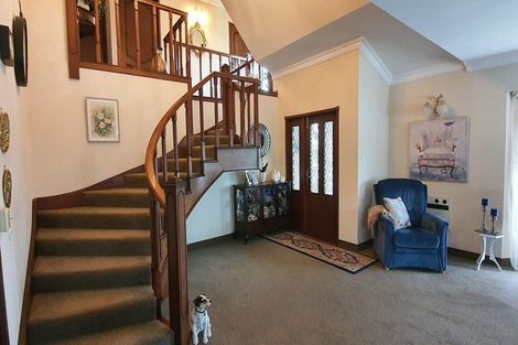 Photo of property in 39 Cordelia Street, Stratford, 4332