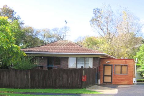 Photo of property in 2/24 John Gill Road, Shelly Park, Auckland, 2014
