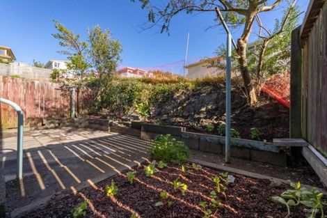 Photo of property in 2/3 Vella Street, Titahi Bay, Porirua, 5022