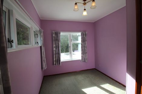 Photo of property in 40 Woodland Road, Johnsonville, Wellington, 6037