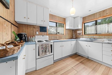 Photo of property in 15 Fox Street, Okato, 4335