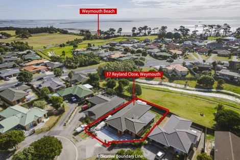Photo of property in 17 Reyland Close, Weymouth, Auckland, 2103