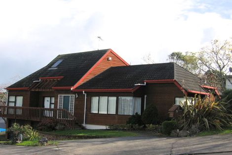 Photo of property in 5 Cantua Close, Totara Heights, Auckland, 2105