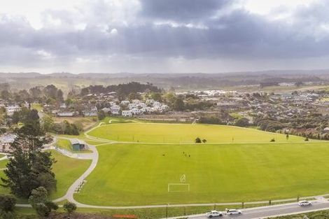 Photo of property in 15 Impatiens Lane, Massey, Auckland, 0614