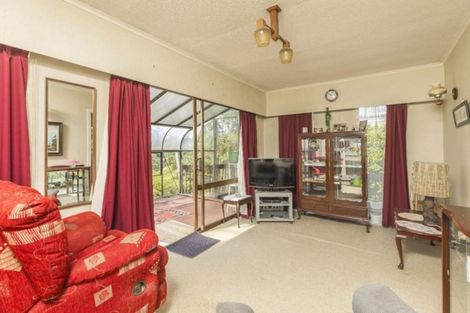 Photo of property in 11 Ross Avenue, Glenfield, Auckland, 0629