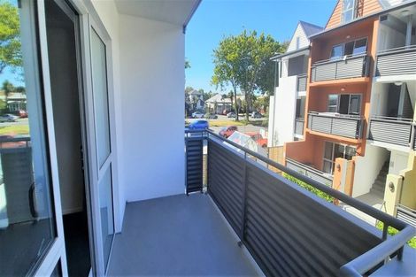 Photo of property in Amuri Park Apartments, 8/280 Bealey Avenue, Christchurch Central, Christchurch, 8013