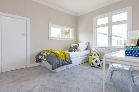 Photo of property in 39 Karina Terrace, Roslyn, Palmerston North, 4414