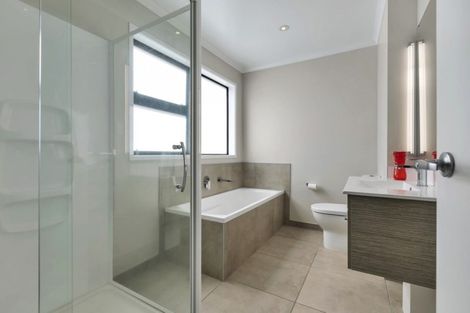 Photo of property in 30 Squadron Drive, Hobsonville, Auckland, 0616