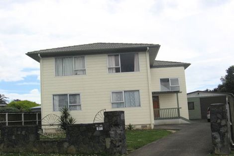 Photo of property in 13 Funnell Place, Manurewa, Auckland, 2102