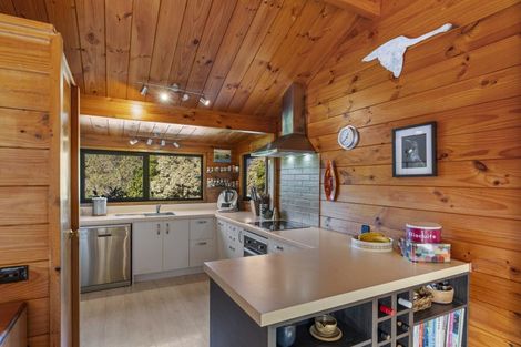 Photo of property in 12 Tirimoana Terrace, Anakiwa, Picton, 7281
