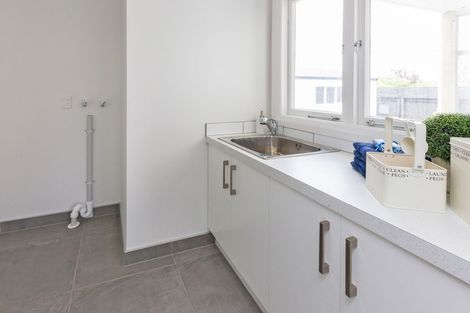 Photo of property in 39 Karina Terrace, Roslyn, Palmerston North, 4414