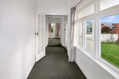Photo of property in 8 Levy Street, Mount Victoria, Wellington, 6011