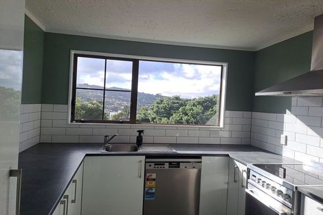 Photo of property in 67ab Thurleigh Grove, Karori, Wellington, 6012