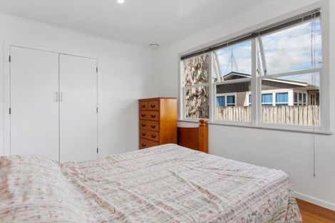 Photo of property in 5 Glenburn Place, Papakura, 2110