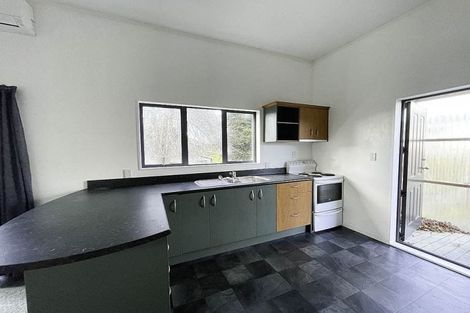 Photo of property in 127 Lancaster Road, Beach Haven, Auckland, 0626