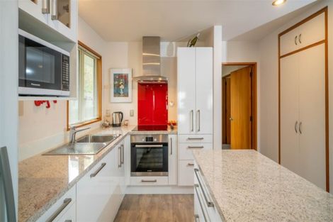 Photo of property in 215 Wairakei Road, Bryndwr, Christchurch, 8053
