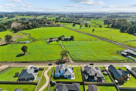 Photo of property in 9 Day Road, Patumahoe, Pukekohe, 2679