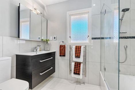 Photo of property in 64 Marlborough Avenue, Glenfield, Auckland, 0629