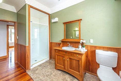 Photo of property in 4 Hillside Terrace, Saint Johns Hill, Whanganui, 4500