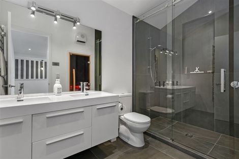 Photo of property in 58u2 Herbert Road, Queenwood, Hamilton, 3210