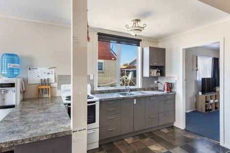 Photo of property in 9 Parris Street, Moturoa, New Plymouth, 4310