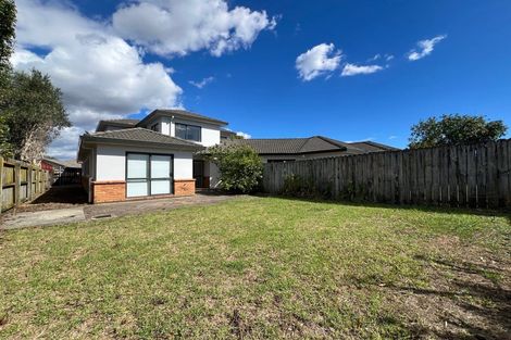 Photo of property in 8 Shankill Place, East Tamaki, Auckland, 2013
