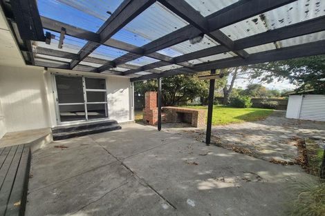 Photo of property in 37 Pembroke Street, Avondale, Christchurch, 8061