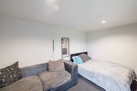 Photo of property in 16 Lees Road, Strowan, Christchurch, 8052