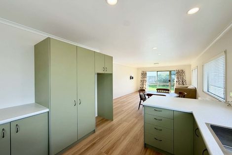 Photo of property in 21 Clemow Road, Fitzroy, New Plymouth, 4312