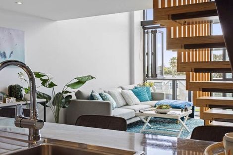 Photo of property in 6/436 Maunganui Road, Mount Maunganui, 3116