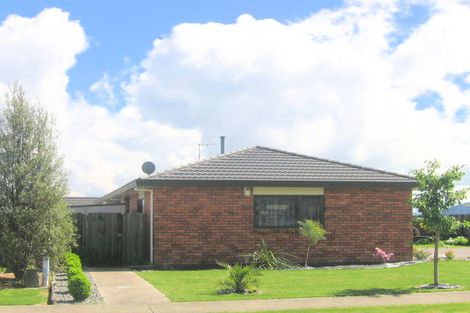 Photo of property in 27 Duggan Drive, Owhata, Rotorua, 3010