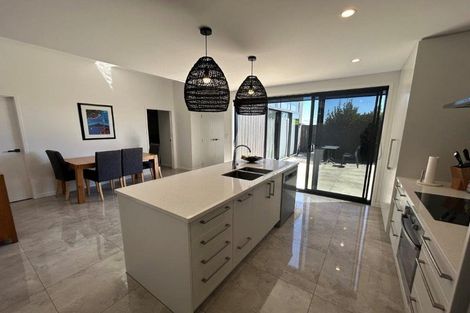 Photo of property in 2 Franks Way, Papamoa Beach, Papamoa, 3118