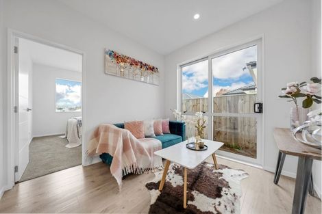 Photo of property in 25 Pipi Crescent, Tuakau, 2121