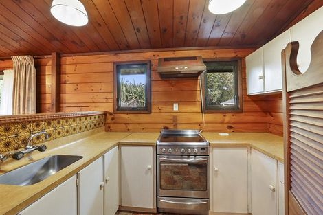 Photo of property in 123 Poplar Grove, Westown, New Plymouth, 4310