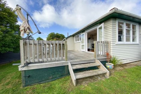 Photo of property in 14 Lear Street, Stratford, 4332