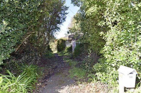 Photo of property in 126 Avonhead Road, Avonhead, Christchurch, 8042