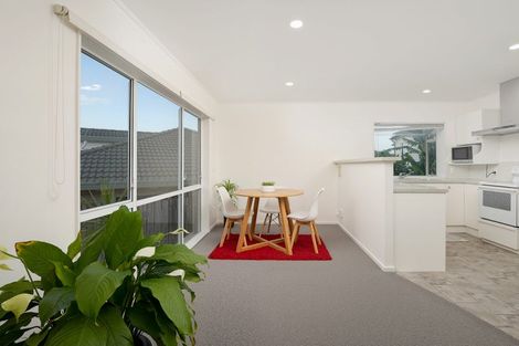 Photo of property in 9 Wattle Road, Sunnyvale, Auckland, 0612