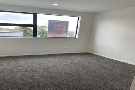 Photo of property in 11/13 Grove Lane, Pakuranga, Auckland, 2010