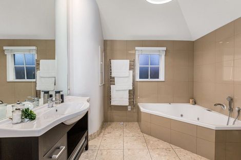 Photo of property in 64 Amritsar Street, Khandallah, Wellington, 6035