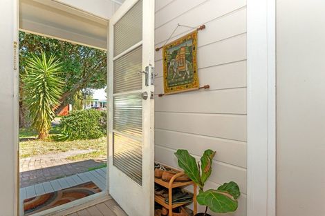 Photo of property in 35 Lyndhurst Street, Awapuni, Gisborne, 4010