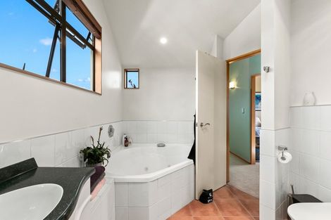 Photo of property in 1r Zapote Place, Ohauiti, Tauranga, 3112
