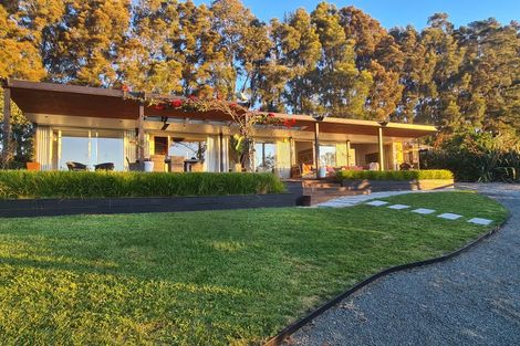 Photo of property in 243 Clevedon Kawakawa Road, Clevedon, Papakura, 2585