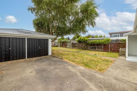 Photo of property in 130 Gayhurst Road, Dallington, Christchurch, 8061