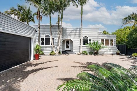 Photo of property in 14 East Street, Claudelands, Hamilton, 3214