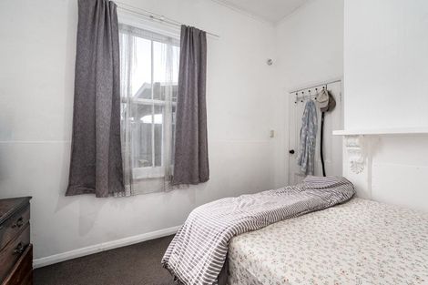 Photo of property in 33 Constable Street, Newtown, Wellington, 6021